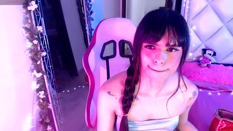 Snapshot of dannadoll69 chatting on 03.11.25 Dannamunoz130 online show from 03.11.25