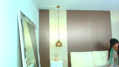 Snapshot of dannadoll69 chatting on 10.25.25 Dannamunoz130 online show from 10.25.25