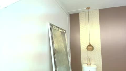 Snapshot of dannadoll69 chatting on 11.05.25 Dannamunoz130 online show from 11.05.25