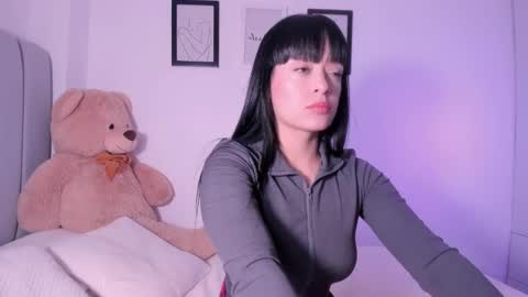 Snapshot of dannahyde chatting on 09.29.25 Insta DannaBlueX  online show from 09.29.25