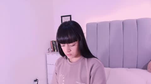 Snapshot of dannahyde chatting on 07.06.26 Insta DannaBlueX online show from 07.06.26