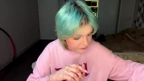 Luna Airi online show from 03.06.26