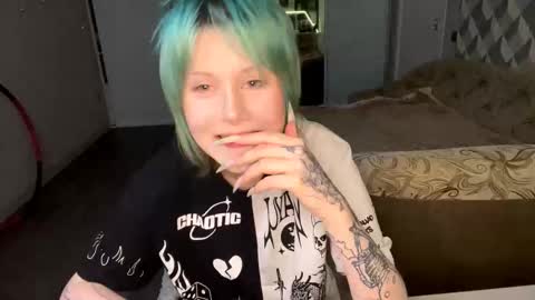 Luna Airi online show from 03.12.26