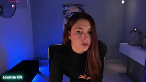  Dannie  online show from 11.20.25