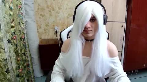 HilmarZ online show from 10.18.25