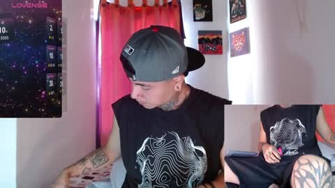 Snapshot of dannteftm chatting on 01.11.25 DANNTE online show from 01.11.25