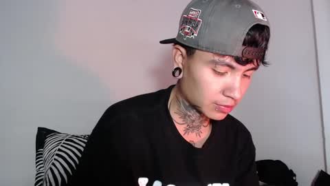 Snapshot of dannteftm chatting on 03.06.25 DANNTE online show from 03.06.25