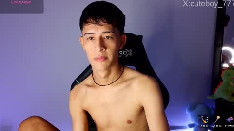 Snapshot of danny777_ chatting on 11.05.25 Danny online show from 11.05.25