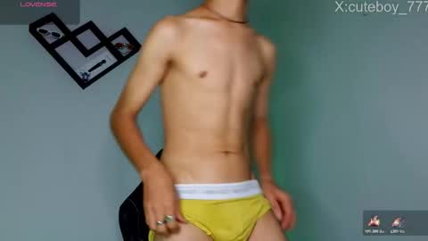 Snapshot of danny777_ chatting on 11.12.25 Danny online show from 11.12.25