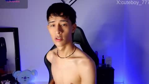 Snapshot of danny777_ chatting on 11.13.25 Danny online show from 11.13.25