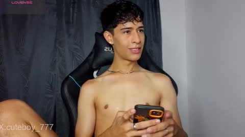 Snapshot of danny777_ chatting on 01.08.26 Danny online show from 01.08.26