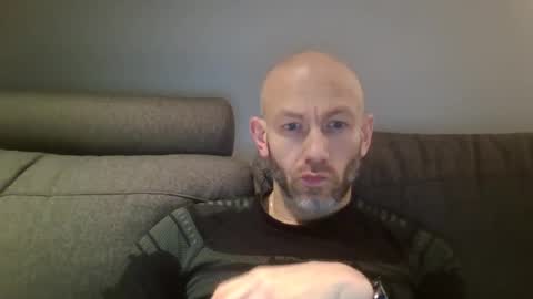 Snapshot of danny81boy chatting on 12.08.24 danny81boy online show from 12.08.24