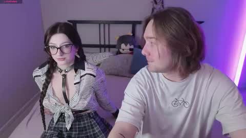 Snapshot of danny_and_ellen chatting on 02.01.26 danny and ellen online show from 02.01.26