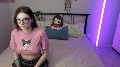 Snapshot of danny_and_ellen chatting on 02.27.26 danny and ellen online show from 02.27.26