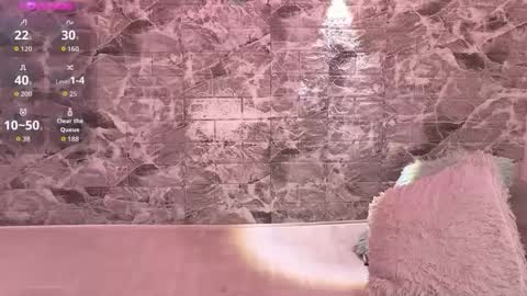 Snapshot of danny_daitonn chatting on 10.11.25 Danny online show from 10.11.25