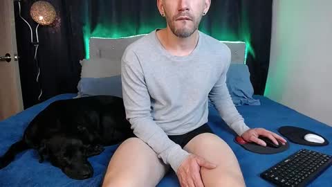 Snapshot of danny_hot_fun chatting on 09.21.25 Danny and Alex online show from 09.21.25