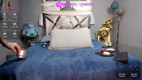 Snapshot of danny_hot_fun chatting on 12.15.25 Danny and Alex online show from 12.15.25