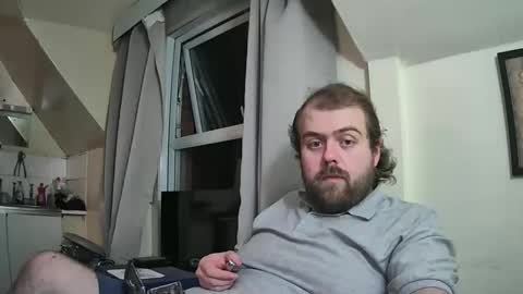 Snapshot of dannyb0y95 chatting on 10.13.25 Danny online show from 10.13.25