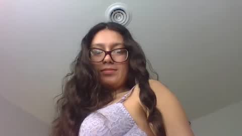 Snapshot of dannywoq1 chatting on 03.09.26 Kinky couple online show from 03.09.26