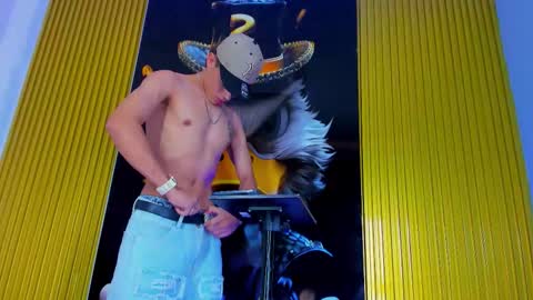 Snapshot of dante_brown1 chatting on 11.12.25 dante_brown1 online show from 11.12.25