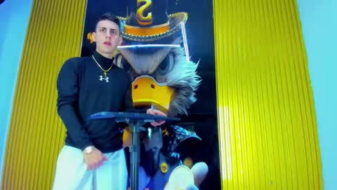 Snapshot of dante_brown1 chatting on 12.14.25 dante_brown1 online show from 12.14.25