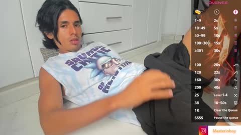 Snapshot of dantedecentralized chatting on 10.11.25 X Dante7373574 online show from 10.11.25