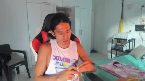 Snapshot of dantedecentralized chatting on 10.20.25 X Dante7373574 online show from 10.20.25