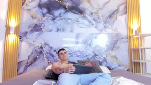 DANTE DARK online show from 12.04.25