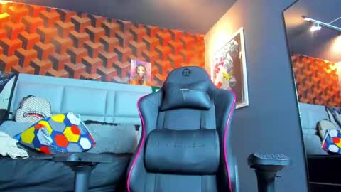 Dany online show from 02.23.25