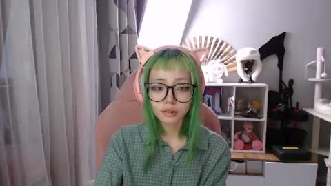 danyelleeyermann online show from 07.28.26