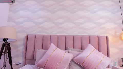 Daniela online show from 01.13.25