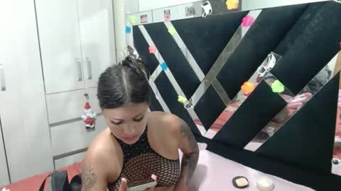 daphne877046 online show from 04.14.26