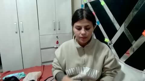 daphne877046 online show from 04.27.26