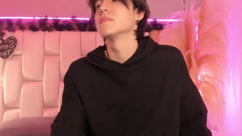 daphne_and_roger online show from 03.05.26