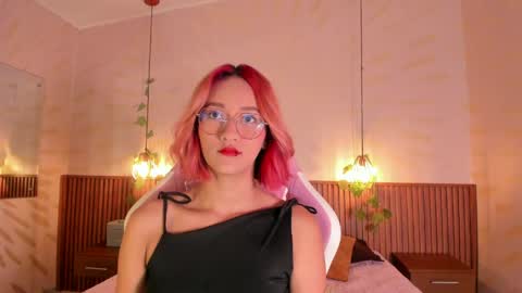 Daphne online show from 04.22.26