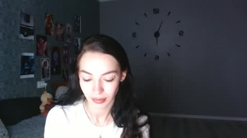 Snapshot of daphne_darkthorn chatting on 10.21.25 Daphne Darkthorn online show from 10.21.25
