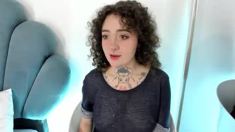 DaphneBlunt online show from 11.15.25