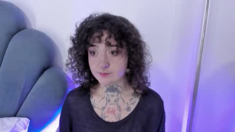 DaphneBlunt online show from 11.27.25