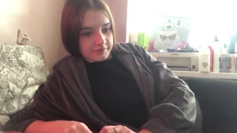 Emilia online show from 03.17.26