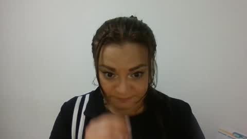 dapnne online show from 11.19.25