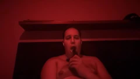 Snapshot of daquim chatting on 11.16.25 daquim online show from 11.16.25