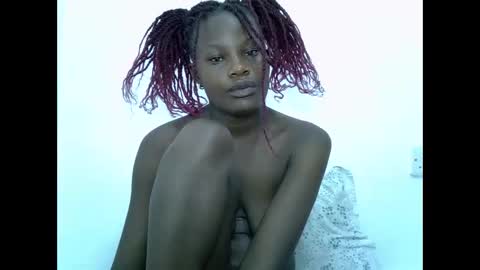 ESTHER online show from 03.02.25