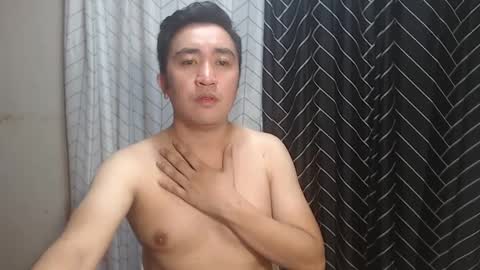 Snapshot of darby1992 chatting on 02.26.25 Rob online show from 02.26.25