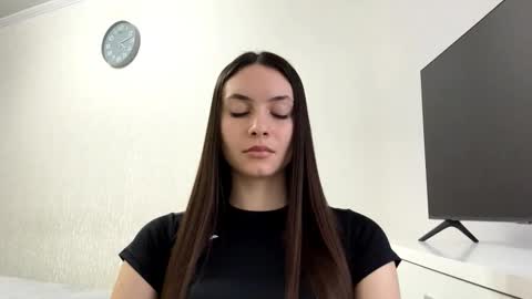 Snapshot of darceydavie chatting on 03.20.26 Lina online show from 03.20.26