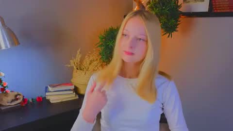 Kami online show from 11.10.25