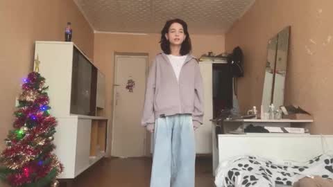 Snapshot of darceythede chatting on 03.28.26 Alla online show from 03.28.26