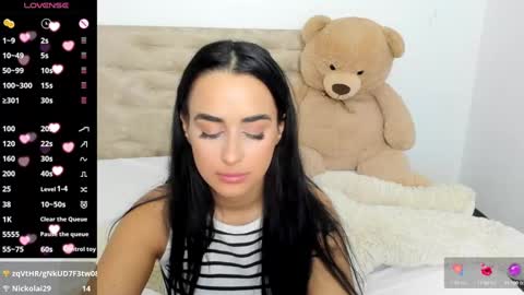 Snapshot of darciejane chatting on 12.04.24 Darcie online show from 12.04.24