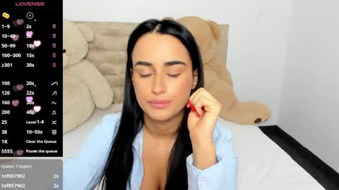 Snapshot of darciejane chatting on 12.16.24 Darcie online show from 12.16.24