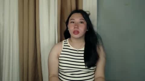 Snapshot of darcy_world chatting on 02.09.25 DARCY online show from 02.09.25