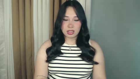 Snapshot of darcy_world chatting on 02.10.25 DARCY online show from 02.10.25